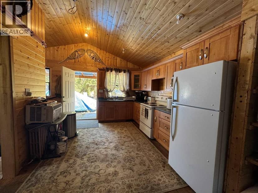 4836 BINNIE ROAD, Lac La Hache, photo 5