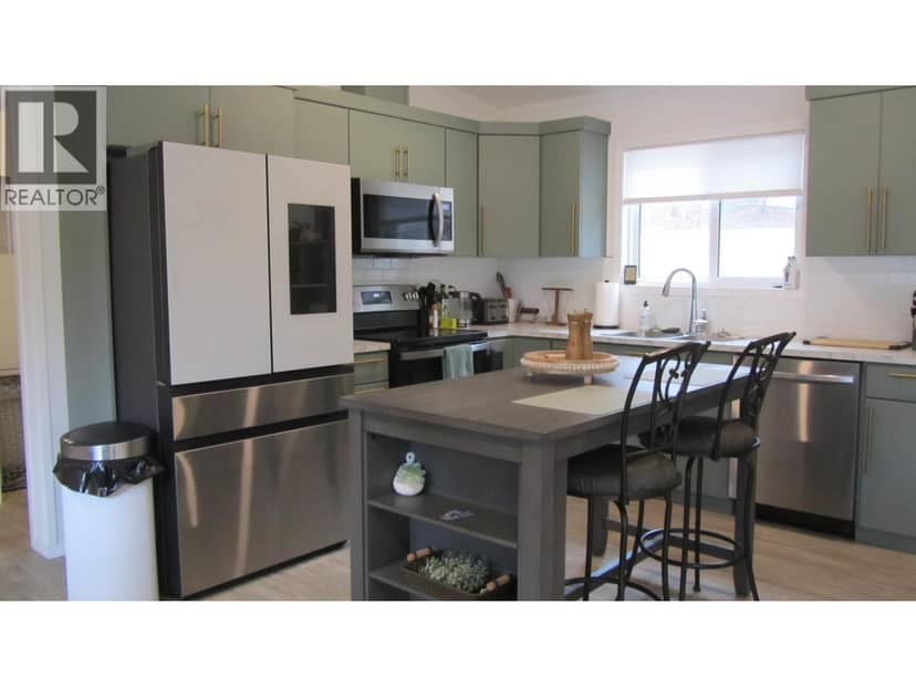4873 KEMMI CRESCENT, 108 Mile Ranch, photo 4
