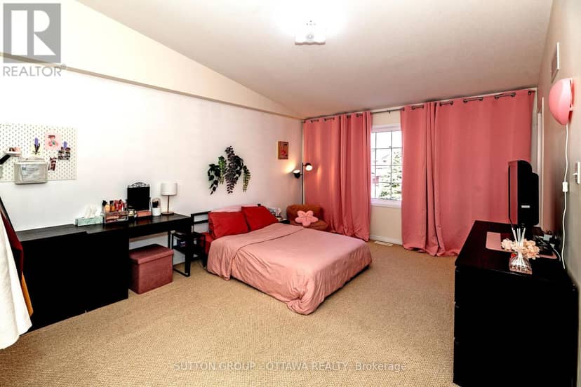 110 Chartley Private — photo 19 of 30