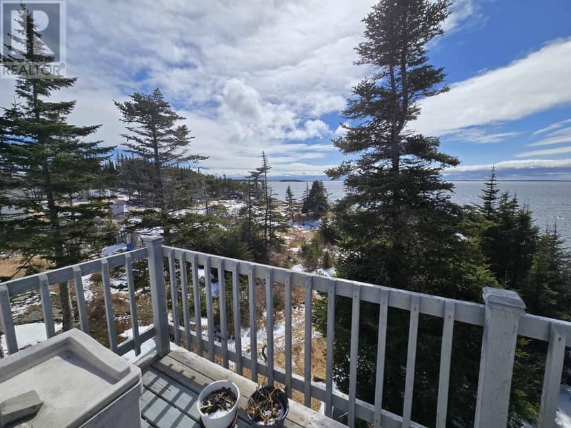 44 Neck Road — photo 15 of 26
