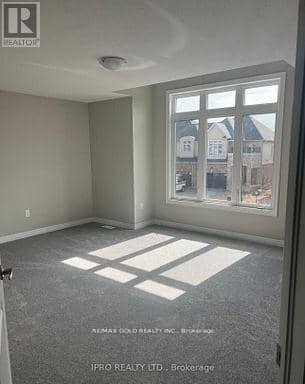 83 Pinot Crescent — photo 6 of 7