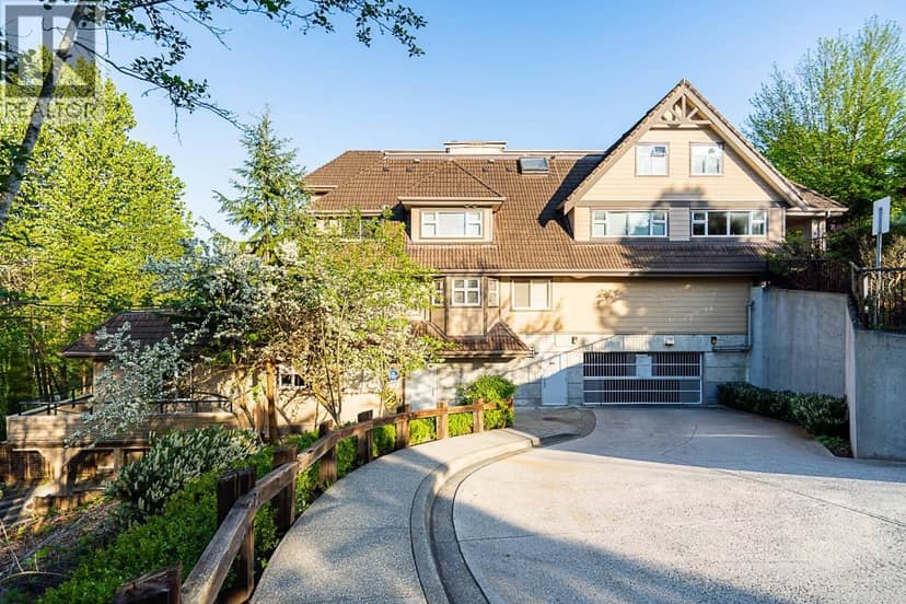 303 160 SHORELINE CIRCLE, Port Moody, photo 2