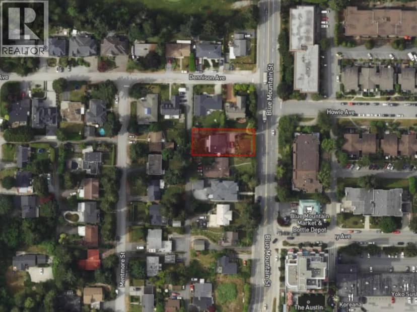 520 BLUE MOUNTAIN STREET, Coquitlam