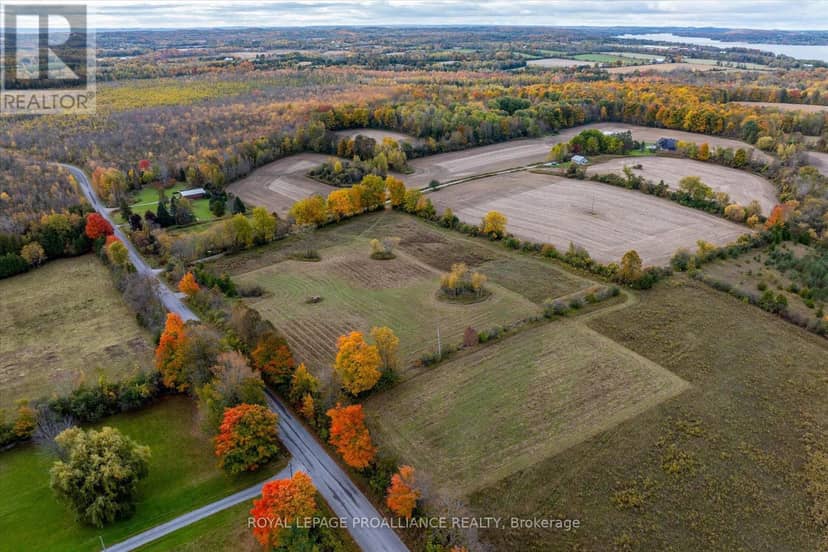 Lot Centre Line — photo 13 of 31