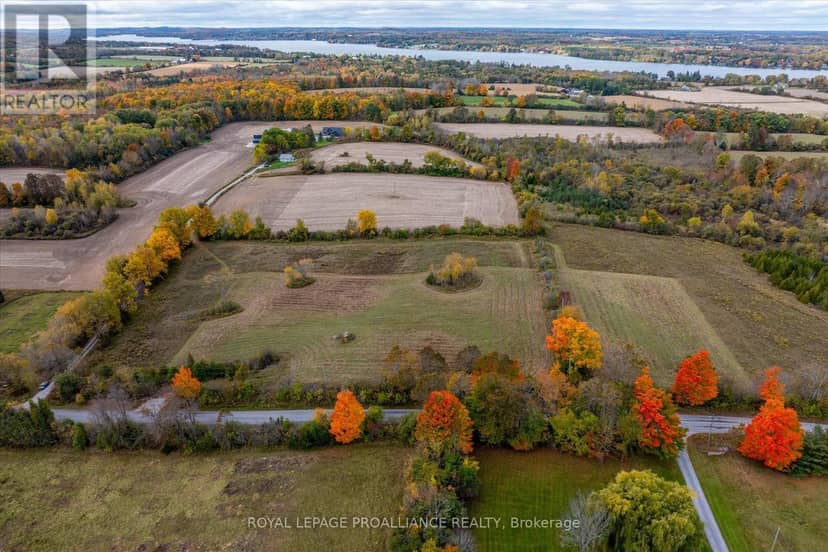 Lot Centre Line — photo 15 of 31
