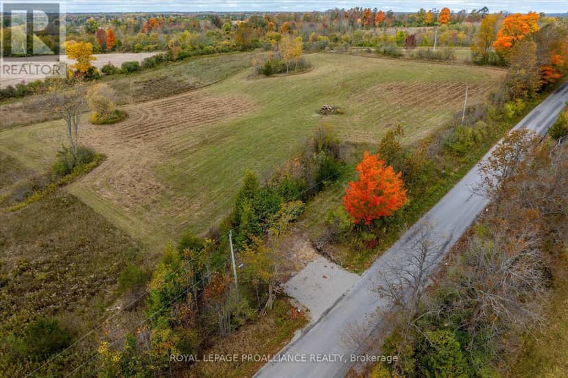 Lot Centre Line — photo 17 of 31