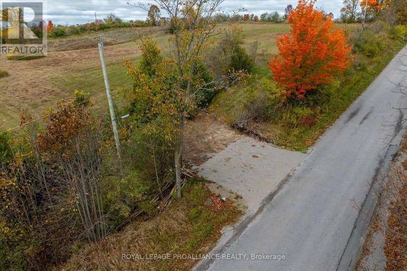 Lot Centre Line — photo 18 of 31