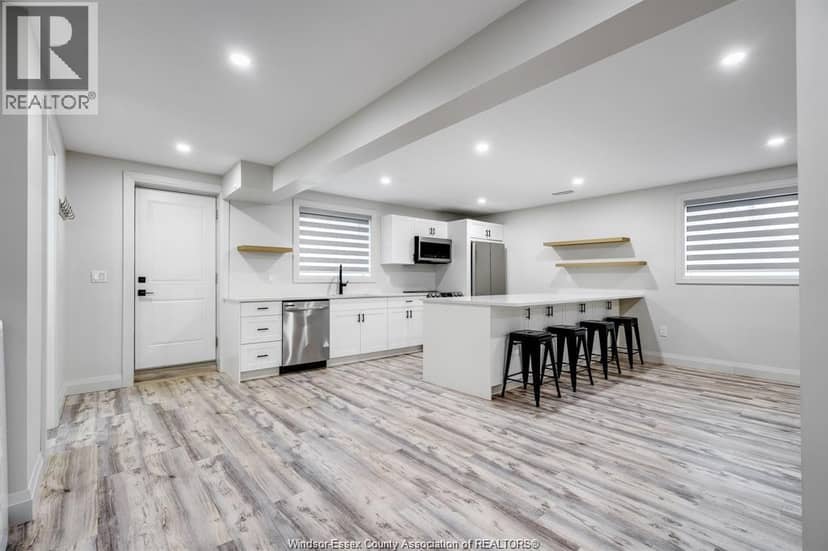 241 Robinson Avenue — photo 25 of 40