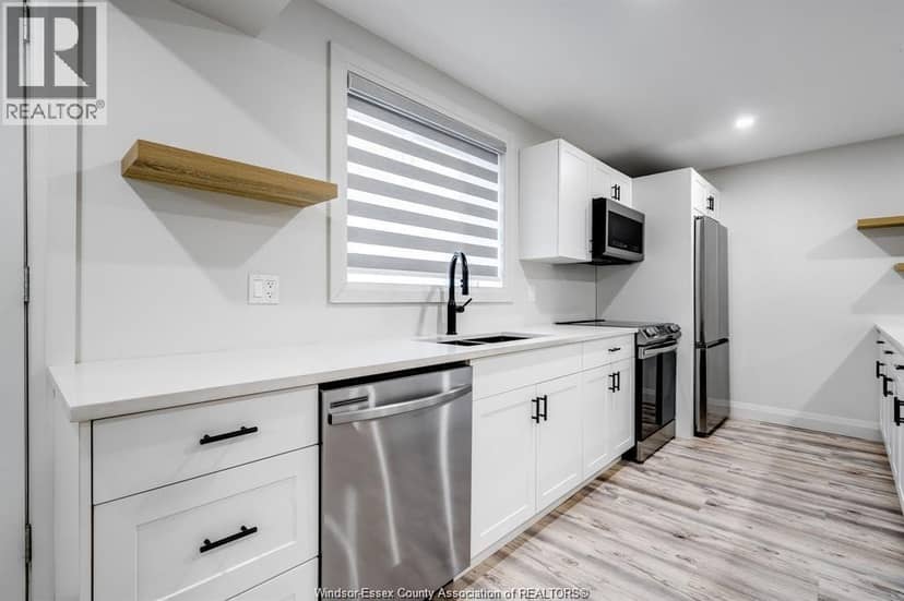 241 Robinson Avenue — photo 26 of 40