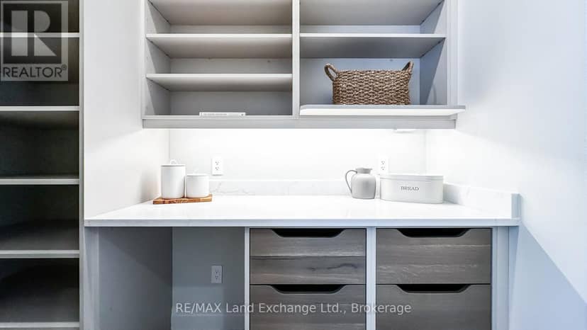 920 Bogdanovic Way — photo 17 of 40