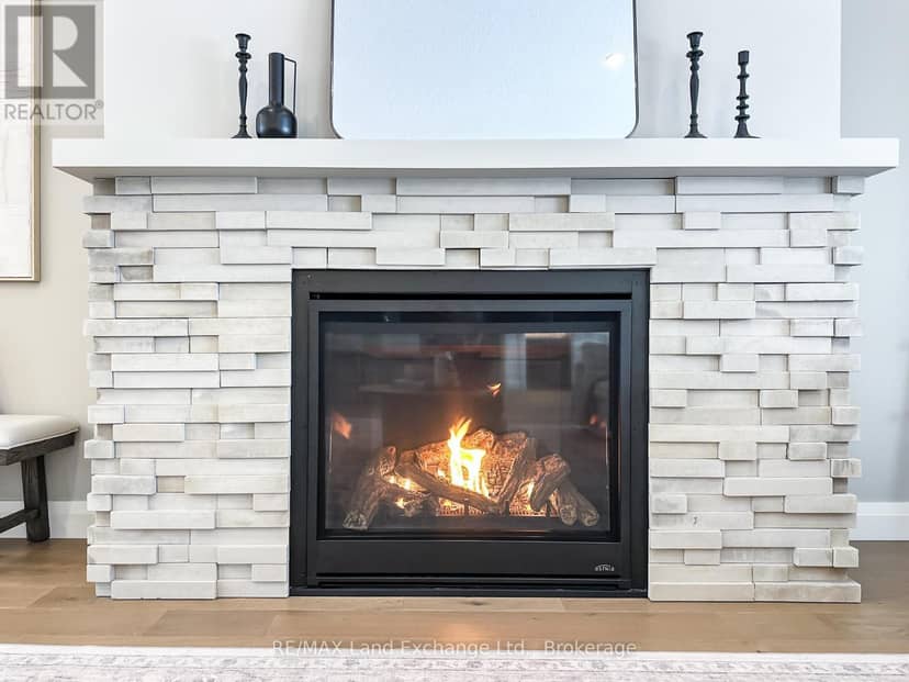 920 Bogdanovic Way — photo 9 of 40