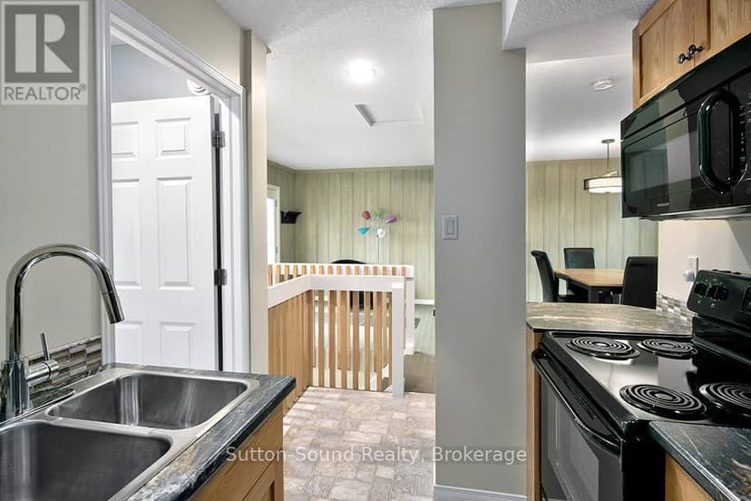 660 Main Street — photo 27 of 39