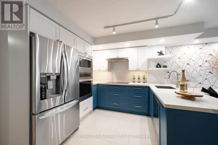 1105 - 75 Dalhousie Street — photo 5 of 14