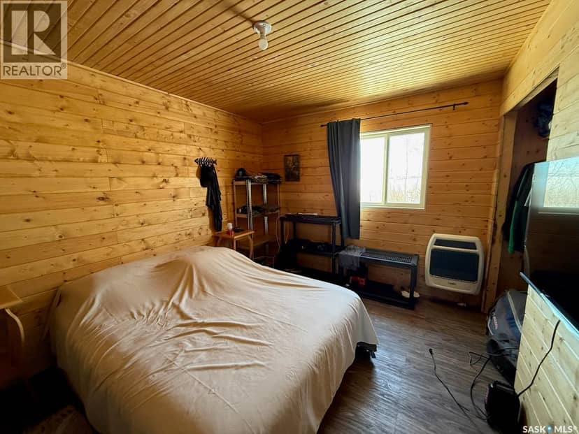 Cabin in Reynolds Bay, Nemeiben Lake — photo 14 of 40