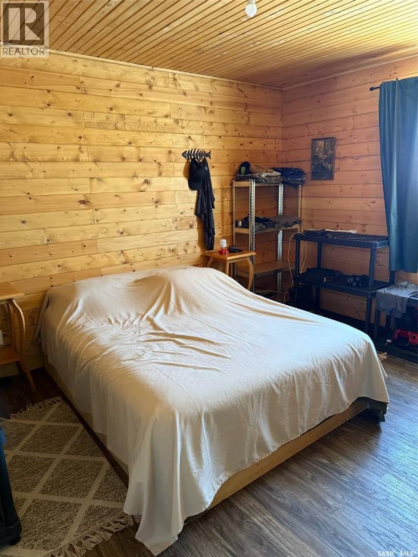 Cabin in Reynolds Bay, Nemeiben Lake — photo 15 of 40