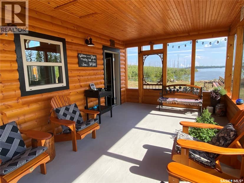 Cabin in Reynolds Bay, Nemeiben Lake, Northern Admin District, photo 2