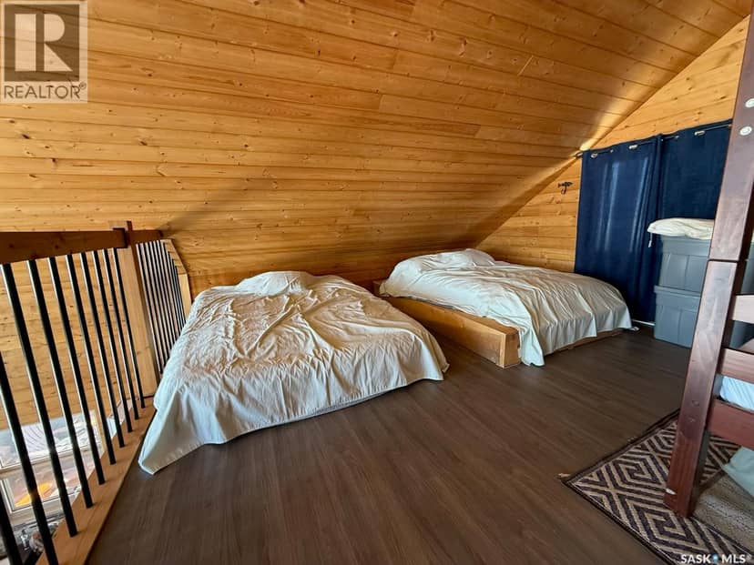 Cabin in Reynolds Bay, Nemeiben Lake — photo 22 of 40