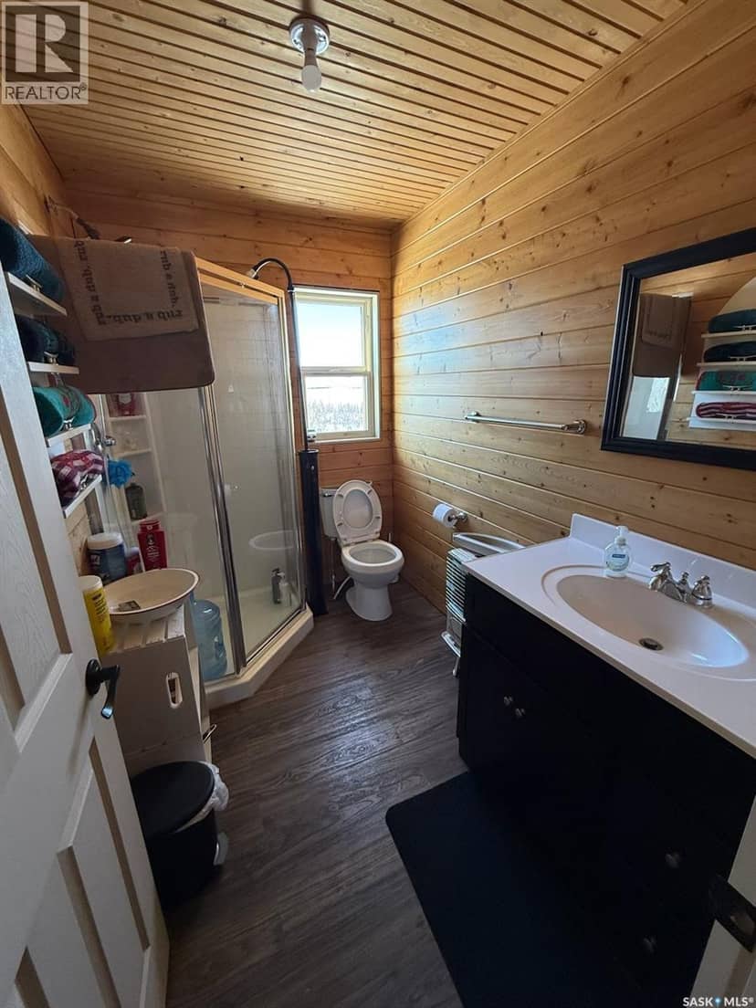 Cabin in Reynolds Bay, Nemeiben Lake — photo 24 of 40