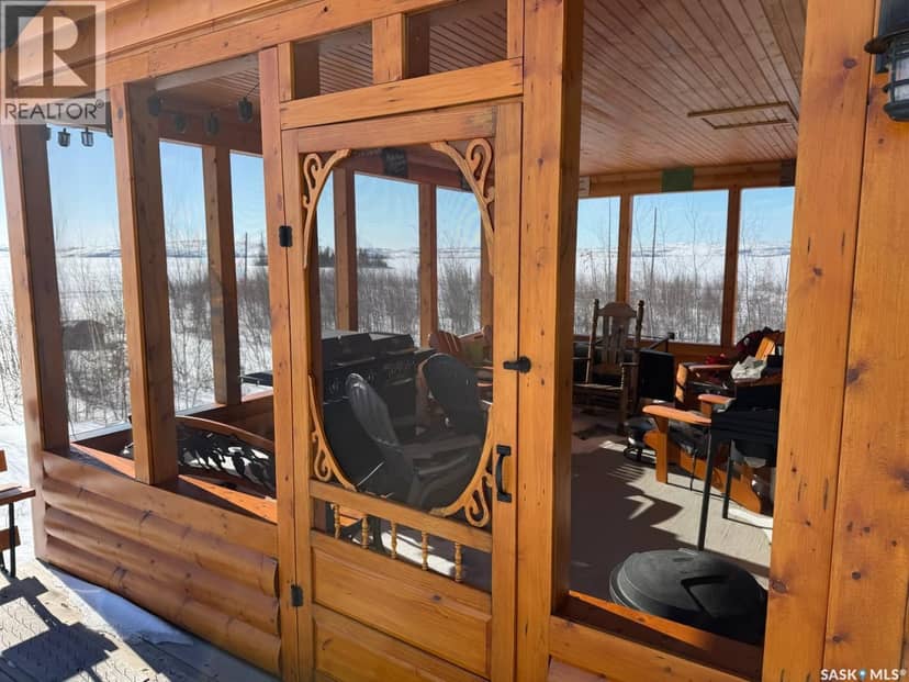 Cabin in Reynolds Bay, Nemeiben Lake — photo 30 of 40