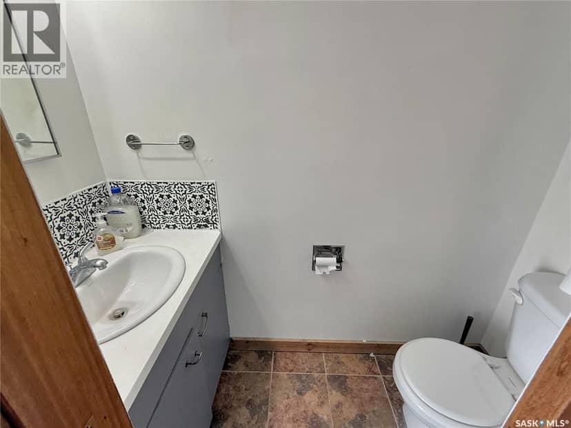 206 Pitt STREET — photo 20 of 28