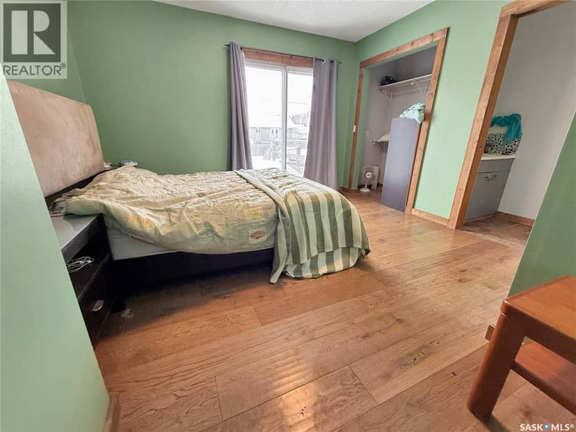 206 Pitt STREET — photo 18 of 28