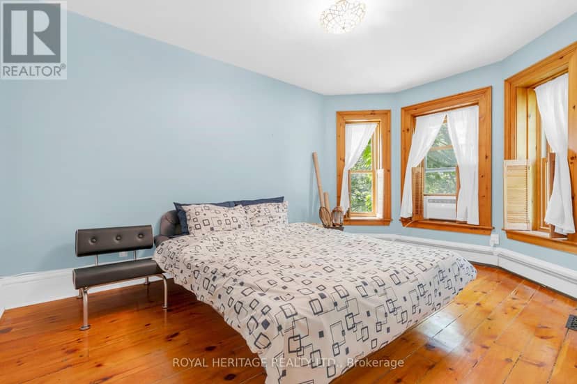 141 Foster Avenue — photo 23 of 37