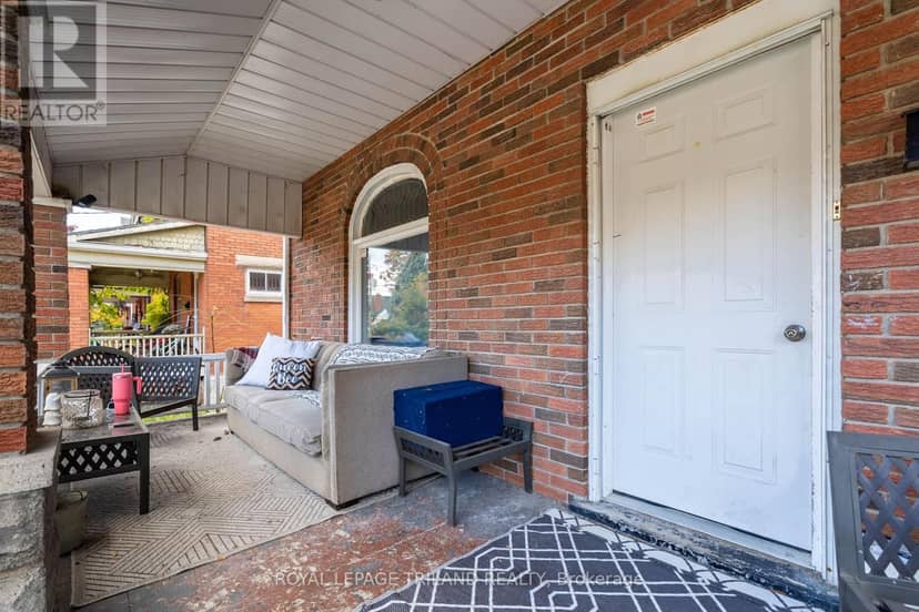 93 Myrtle Street — photo 5 of 10