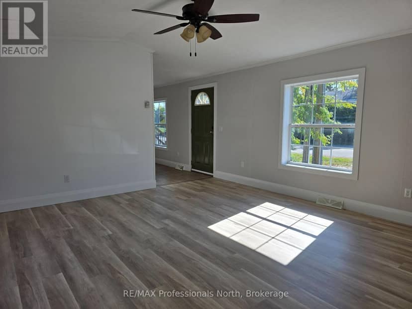1013 Seventh Lane, Minden Hills, photo 7