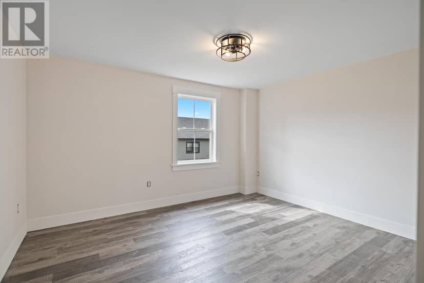 56 Alice Avenue — photo 33 of 40