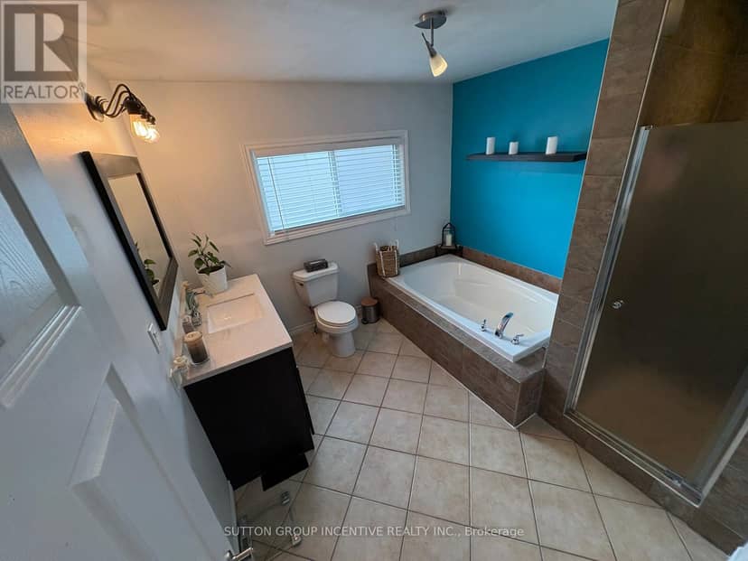 1672 St Johns Road — photo 13 of 20