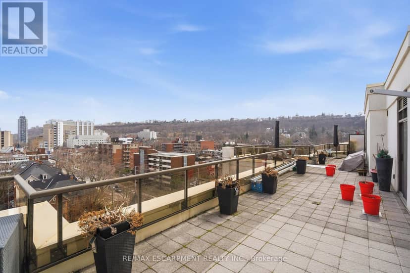 PH1 - 90 Charlton Avenue W, Hamilton, photo 2