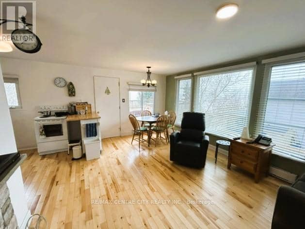 49225 Blair , R. R. 2 Drive — photo 11 of 15