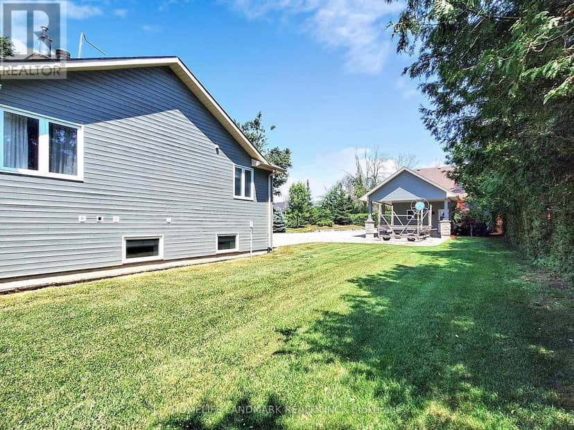 1662 Lakeshore Drive — photo 37 of 40