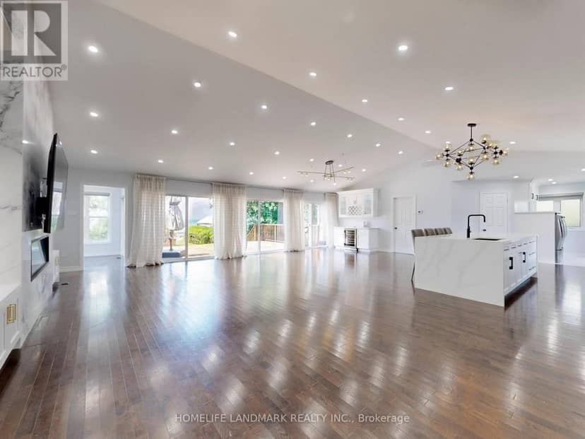 1662 Lakeshore Drive — photo 8 of 40