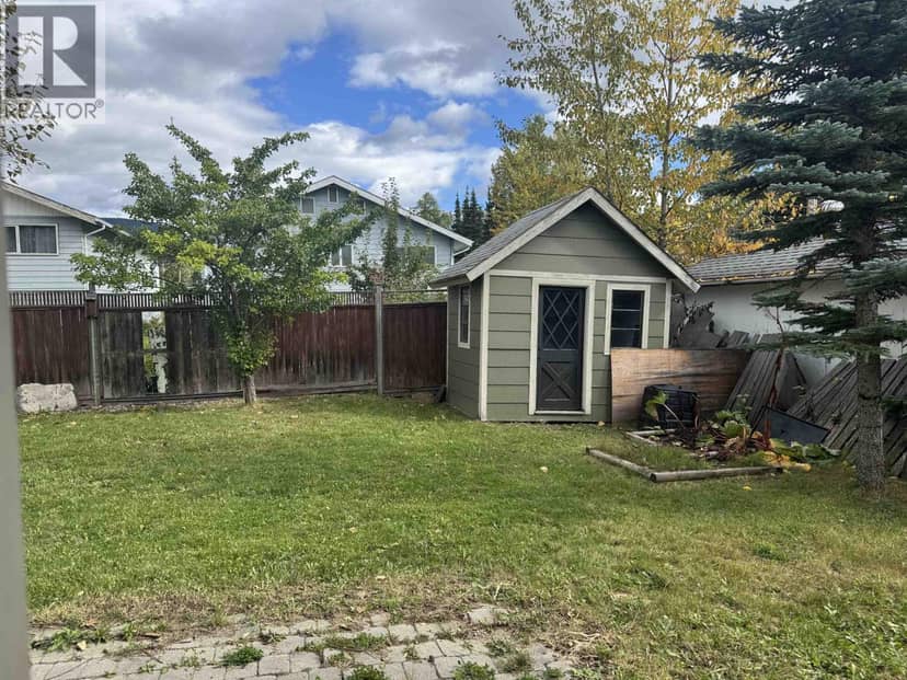 104 NECHAKO DRIVE, Mackenzie, photo 2
