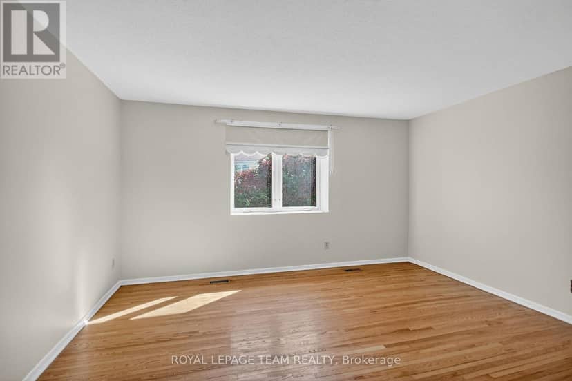 1900 Southampton Court — photo 22 of 32