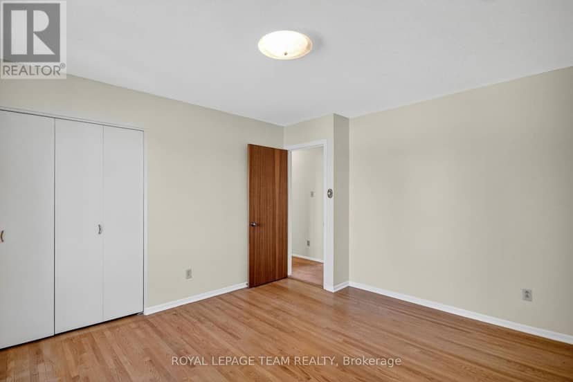 1900 Southampton Court — photo 25 of 32