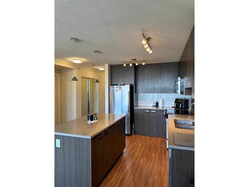 3703 13325 102A AVENUE, Surrey, photo 5