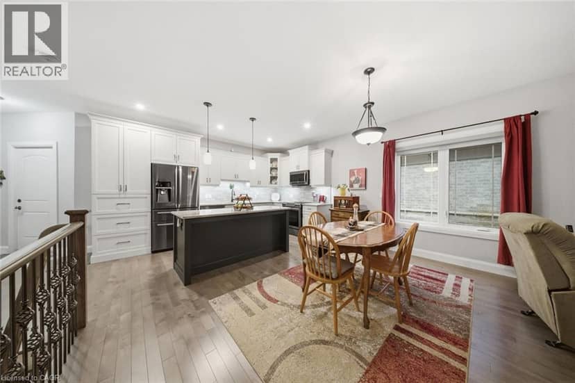 156 ST MICHAEL'S Street — photo 11 of 39