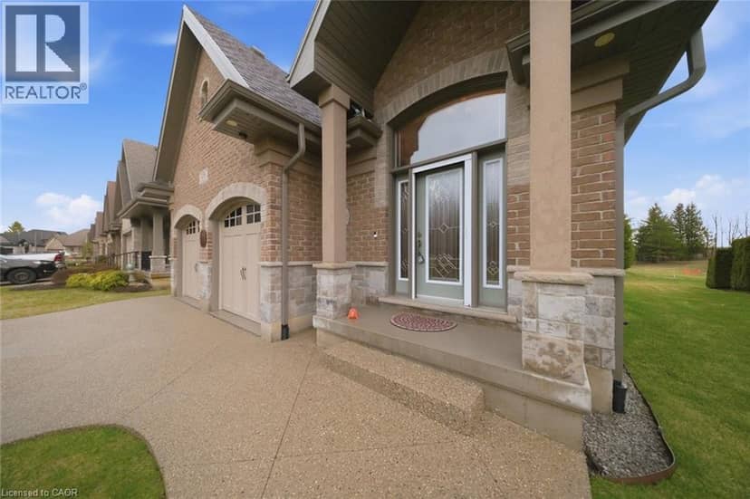 156 ST MICHAEL'S Street — photo 2 of 39