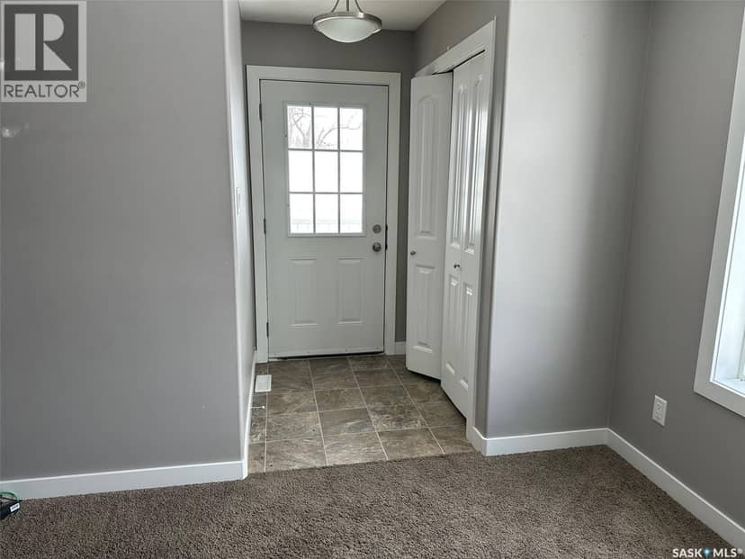 6 416 Main STREET — photo 8 of 22