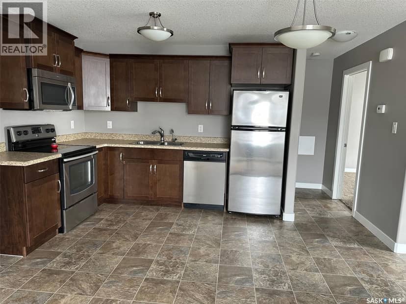 6 416 Main STREET — photo 9 of 22