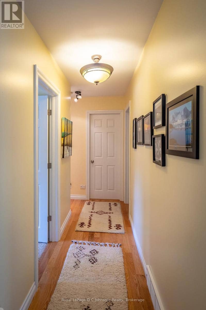 27 Gremik Crescent — photo 25 of 31