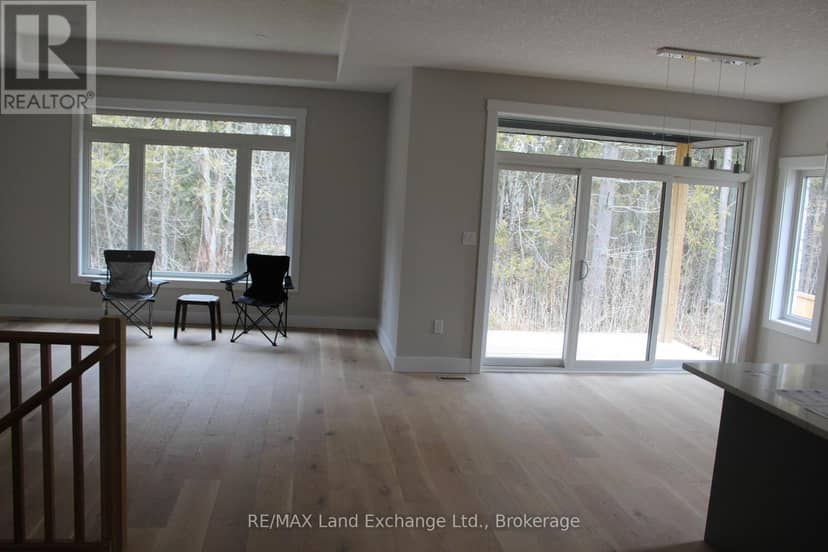 784 Campbell Avenue — photo 4 of 13