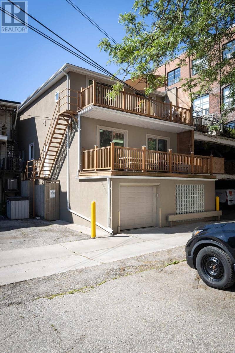 432 Queen Street E — photo 32 of 36