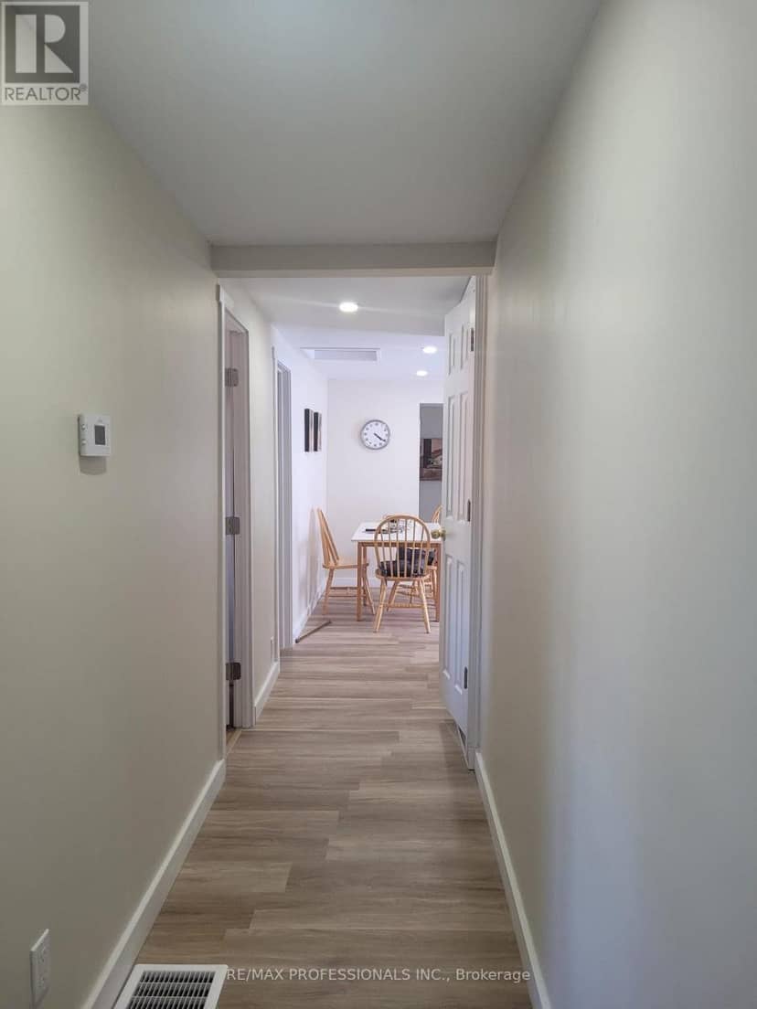 39 Beck Street — photo 11 of 16