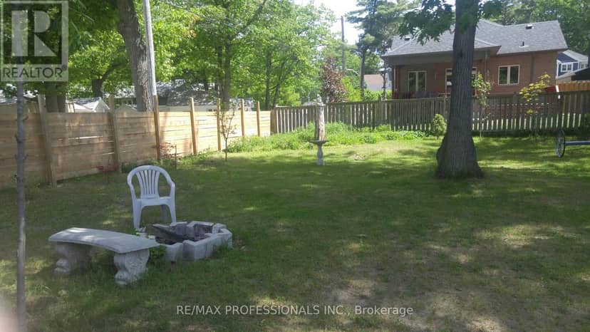 39 Beck Street — photo 14 of 16