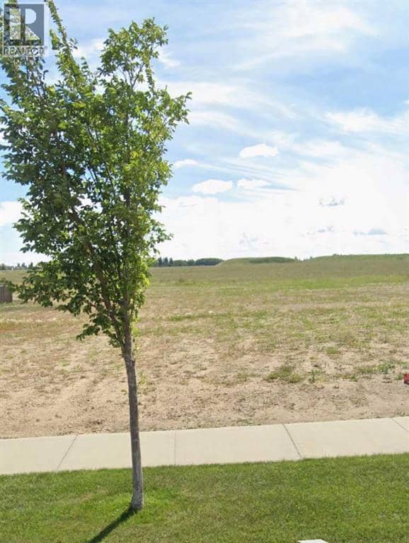 7108 38 Avenue, Camrose