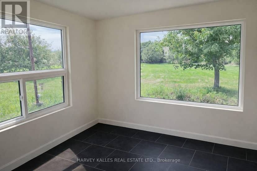 11 Melville Road, Prince Edward County, photo 6