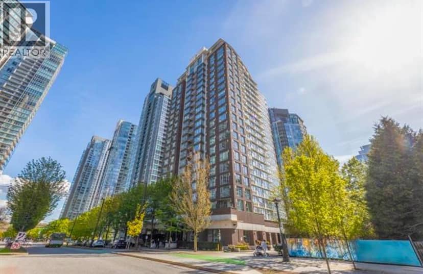 201 550 PACIFIC STREET, Vancouver